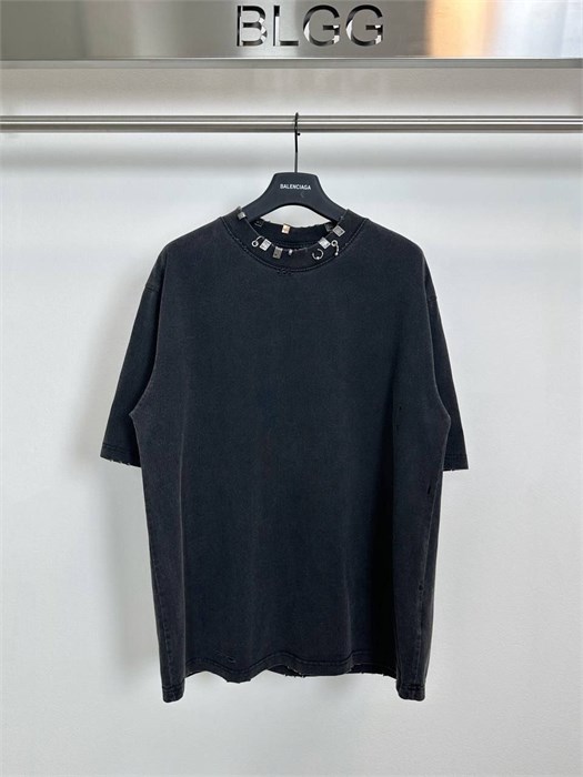 Мужская Одежда футболка BALENCIGA Pireced T-Shirt Баленсиага серый V8hV006jhXZ2eDl4Kh0qr2 - фото 4441